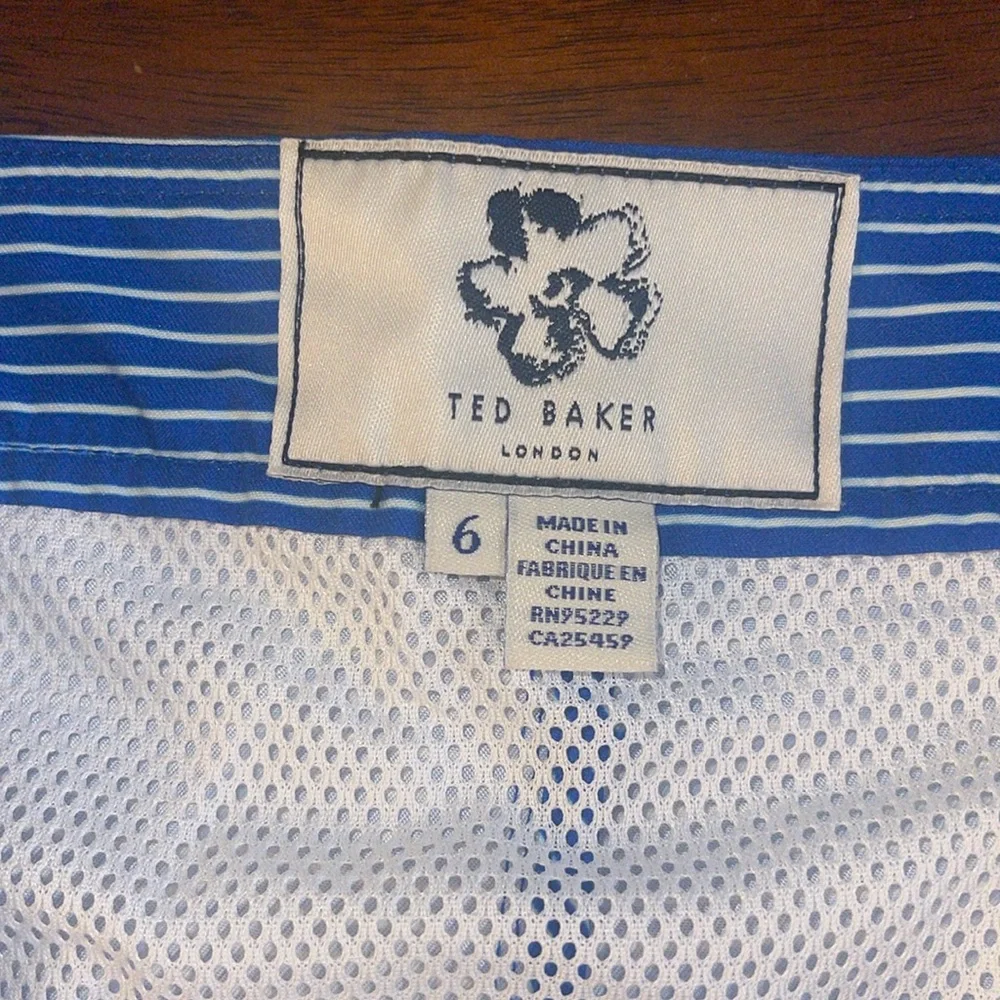 TED BAKER Men’s Arram Placement Swim Shorts. Size 6 (US XXL).